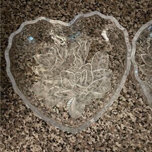 This is a Gorham Holiday Collection Christmas Cardinals crystal 7" heart dish.